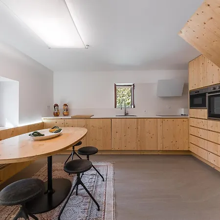 Casa De - Private With Outdoor And River View Only 25 Minutes Away From Oporto