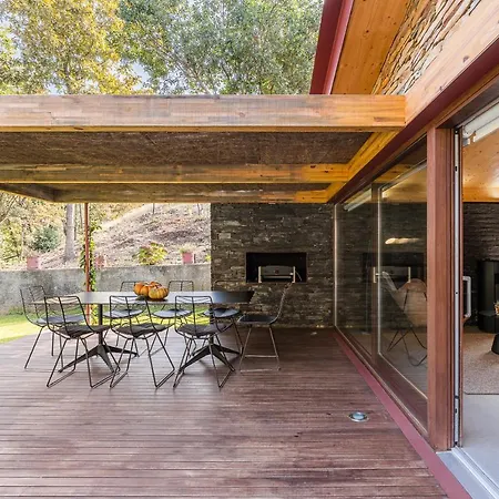 Casa De - Private With Outdoor And River View Only 25 Minutes Away From Oporto