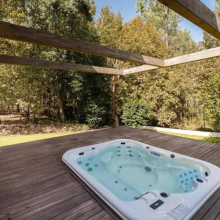 Casa De - Private With Outdoor And River View Only 25 Minutes Away From Oporto Medas