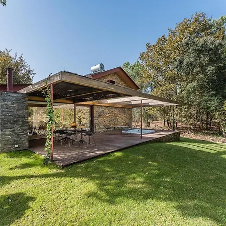 Casa De - Private With Outdoor And River View Only 25 Minutes Away From Oporto Medas